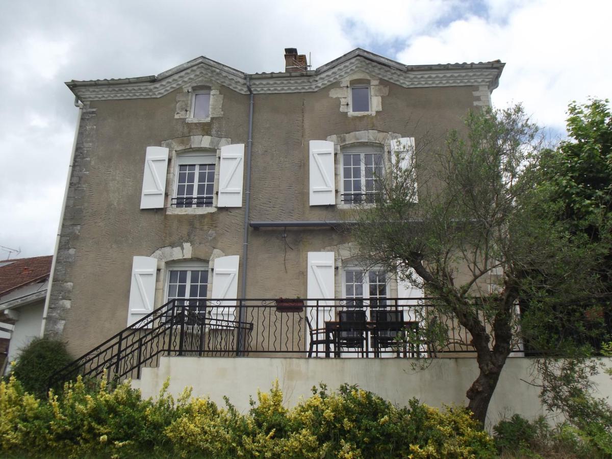 Domaine De Poumatan Bed & Breakfast Riviere-Saas-et-Gourby Eksteriør bilde