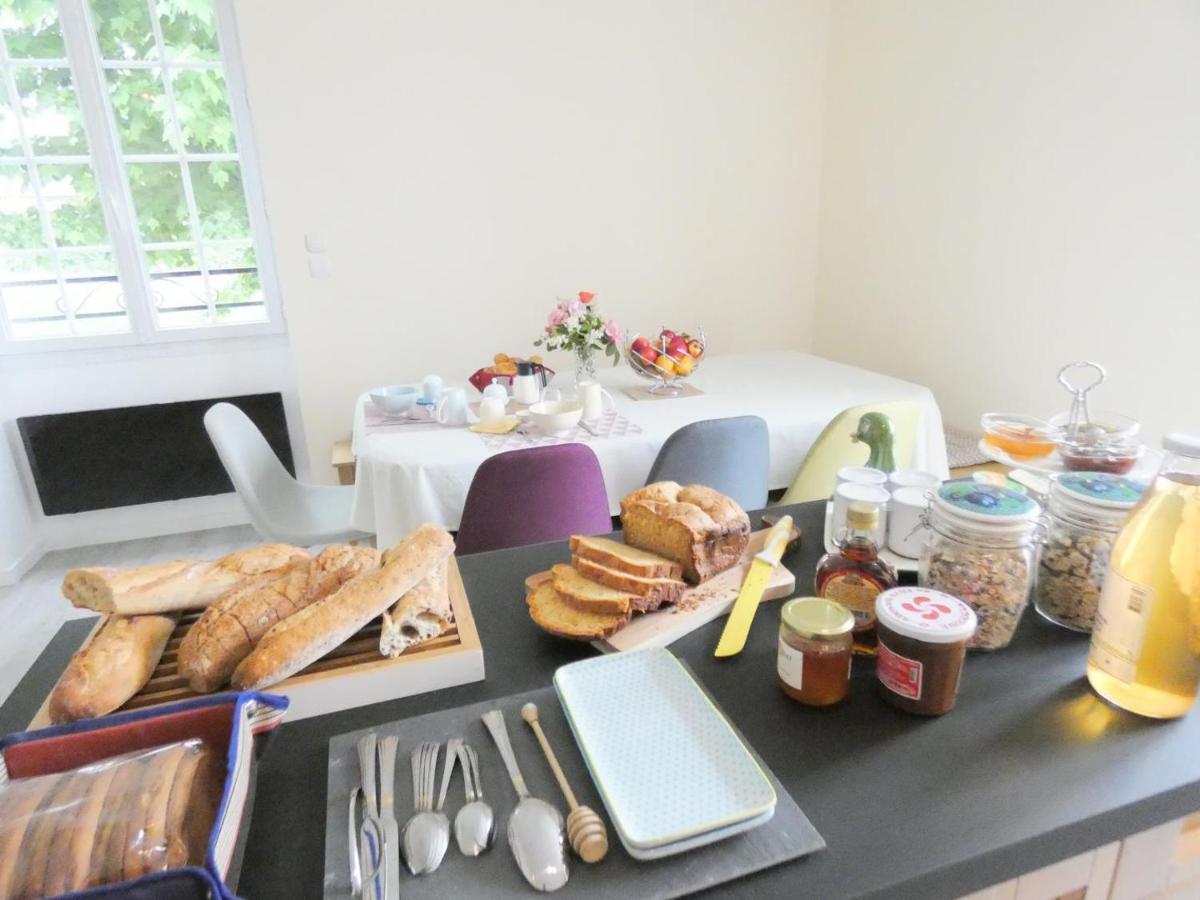Domaine De Poumatan Bed & Breakfast Riviere-Saas-et-Gourby Eksteriør bilde
